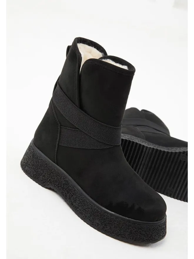 trendyol Stiefeletten^Ankle-Boots in Schwarz