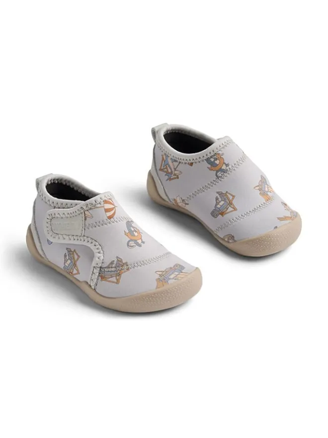 Badeschuhe "Shawn" in Hellgrau>Wheat Outlet