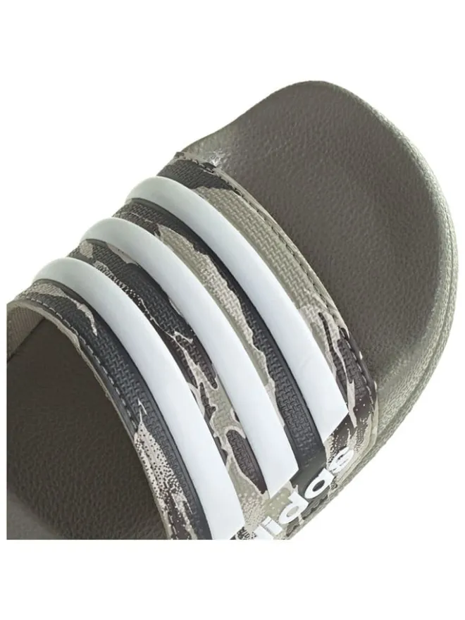 Badeschuhe "Shower" in Khaki>adidas New
