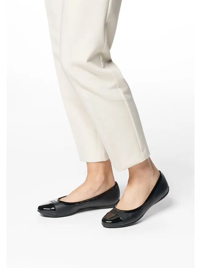 Geox Ballerinas^Ballerinas "Charlene" in Schwarz
