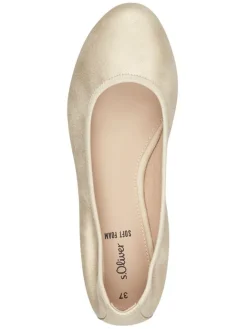 Ballerinas in Beige><noscript><img width=