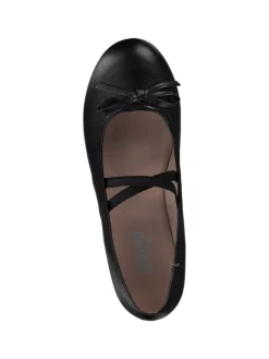 Ballerinas in BLACK><noscript><img width=