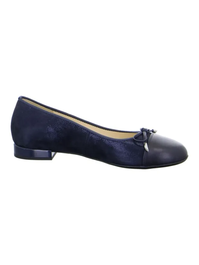 Ballerinas in Blau>ara Hot