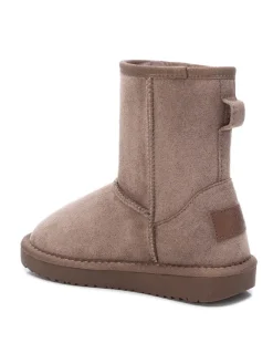 Boots in Hellbraun><noscript><img width=