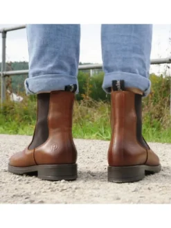 Chelsea Boots in Brown/Brown><noscript><img width=