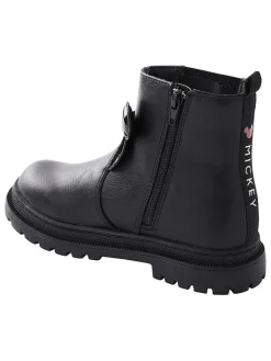 Chelsea-Boots in Schwarz><noscript><img width=