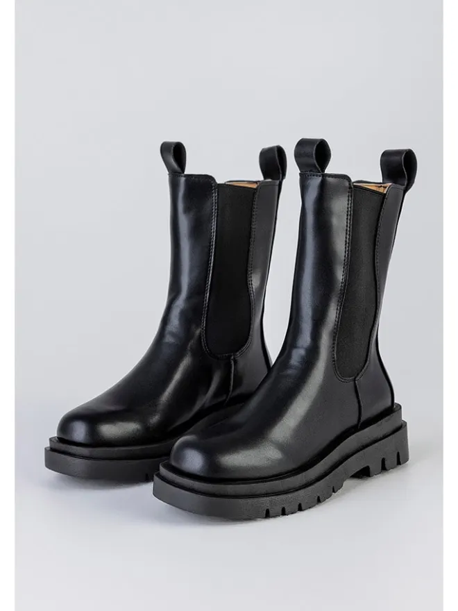 Musk Stiefeletten^Chelsea-Boots in Schwarz