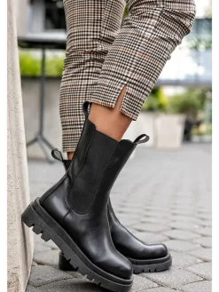 Musk Stiefeletten^Chelsea-Boots in Schwarz