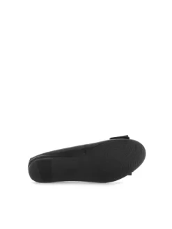 Elegante Ballerinas in schwarz><noscript><img width=