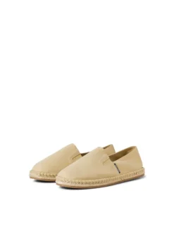 Espandrillos in Plaza Taupe><noscript><img width=