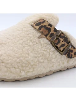 billowy Clogs & Pantoletten|Hausschuhe^Hausschuhe in Beige