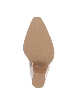 High Heel in Beige><noscript><img width=