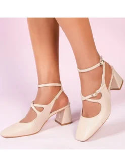 High Heel in Beige><noscript><img width=