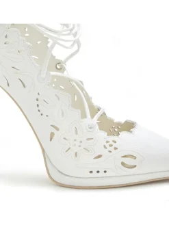 High-Heel-Pumps in weiß><noscript><img width=