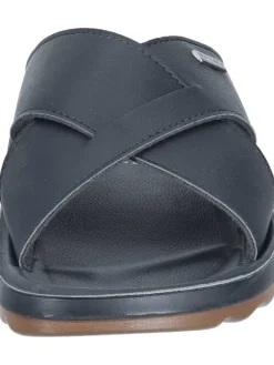 Klassische Pantoletten in schwarz><noscript><img width=