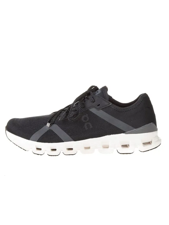 ON RUNNING Sportschuhe^Laufschuhe "Cloud x4" in Schwarz/ Weiß