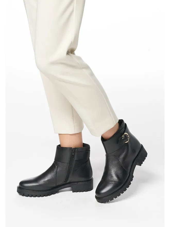 Geox Stiefeletten^Leder-Ankle-Boots "Hoara" in Schwarz