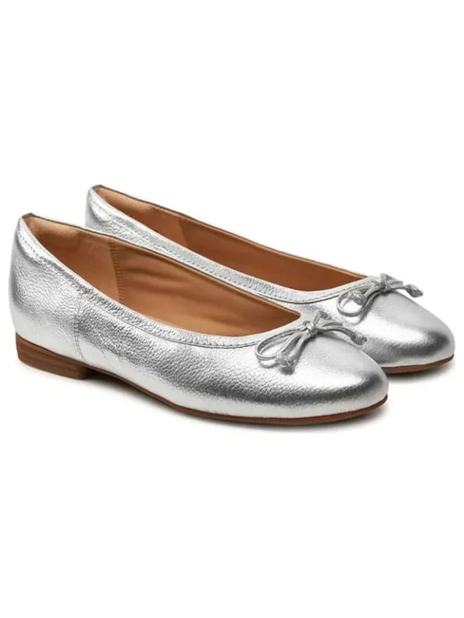 Clarks Ballerinas^Leder-Ballerinas "Fawna" in Silber
