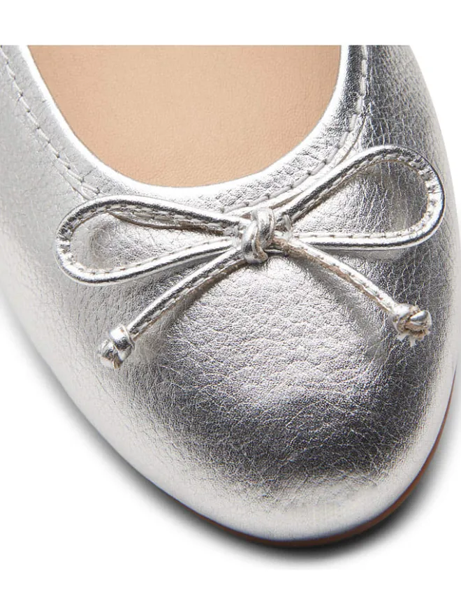 Leder-Ballerinas "Fawna" in Silber>Clarks Outlet
