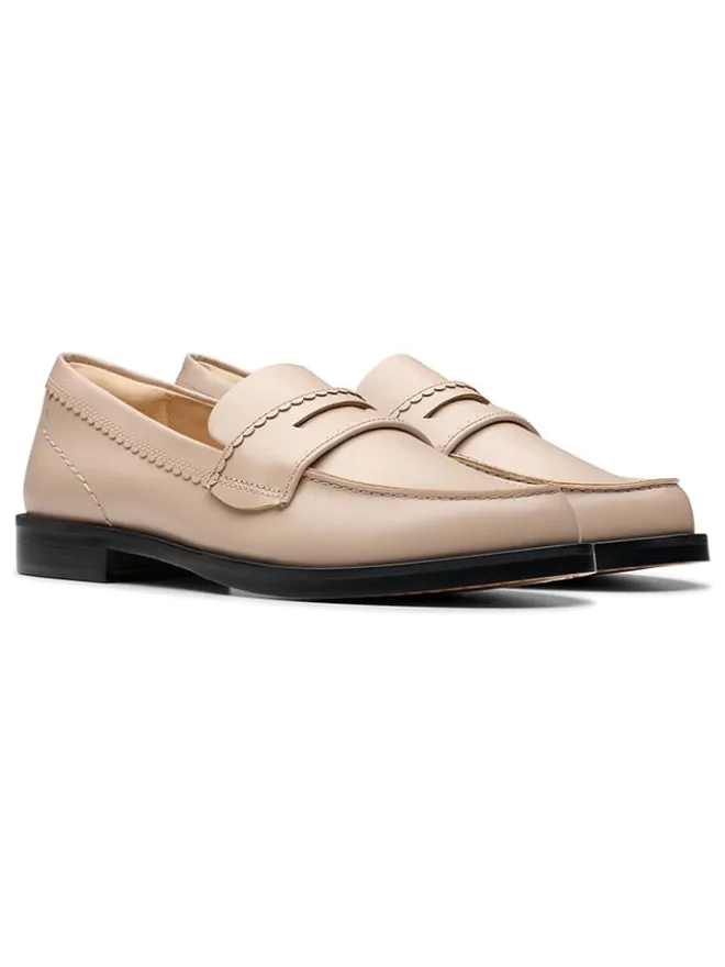 Clarks Halbschuhe^Leder-Mokassins "Straven Edge" in Beige