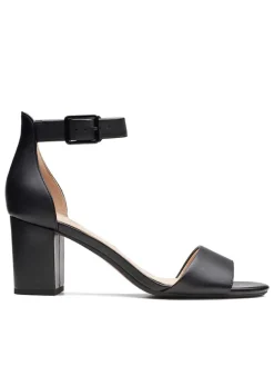 Clarks Sandalen^Leder-Sandaletten "Deva Mae" in Schwarz