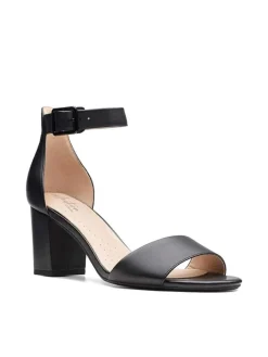 Clarks Sandalen^Leder-Sandaletten "Deva Mae" in Schwarz