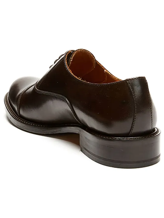 Leder-Schnürschuhe in Braun>British Passport Hot