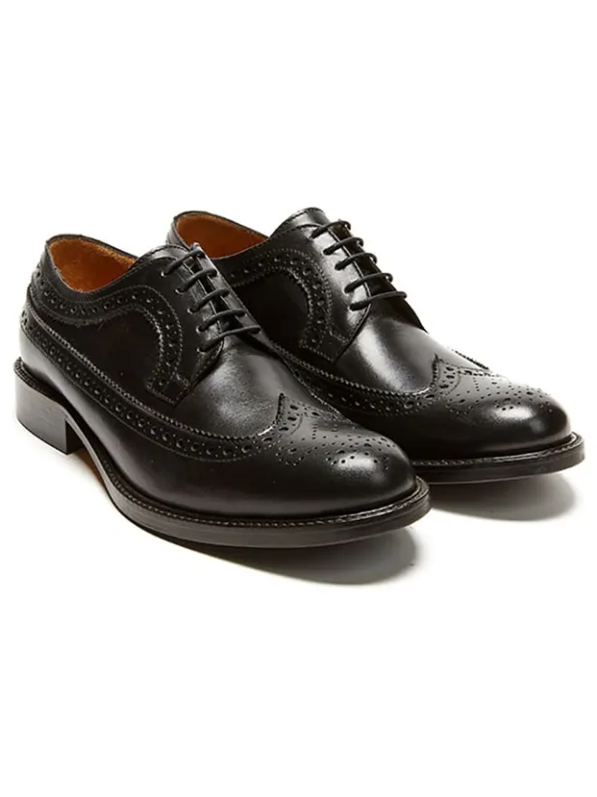 Leder-Schnürschuhe in Schwarz>British Passport Outlet
