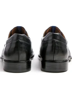Leder-Schnürschuhe 
