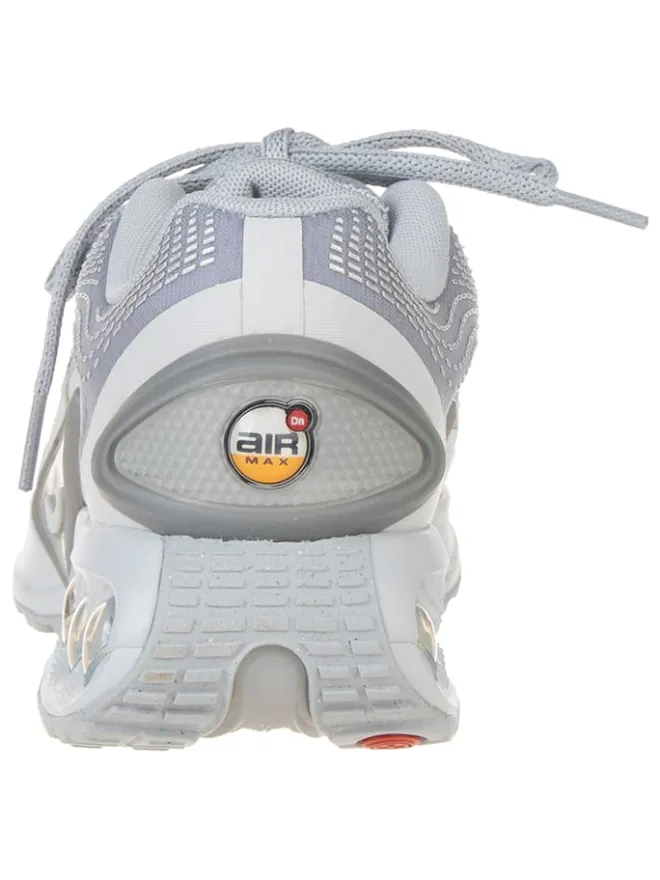 Nike Sneakers^Leder-Sneakers "Air Max Dn" in Grau