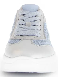 Leder-Sneakers in Hellblau/ Silber/ Grau><noscript><img width=