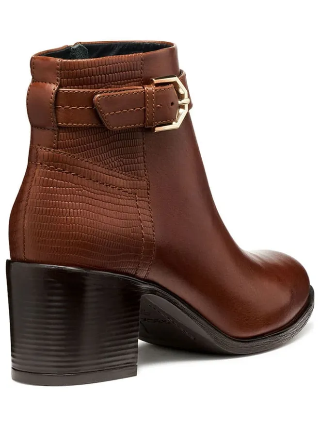 Geox Stiefeletten^Leder-Stiefeletten "New Asheel" in Hellbraun