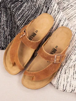 billowy Hausschuhe|Sandalen & Pantoletten^Leder-Zehentrenner in Hellbraun