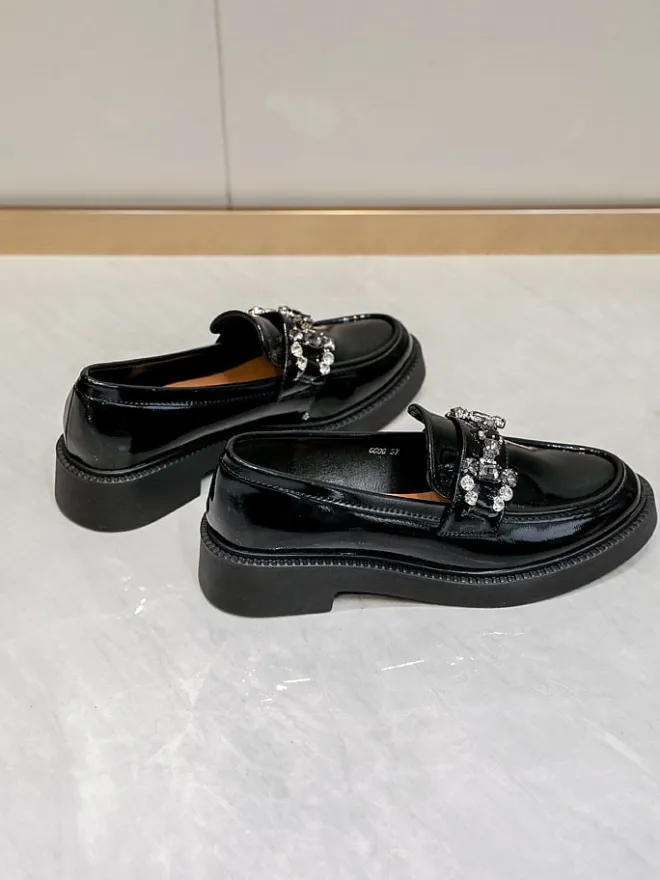 Sixth Sens Halbschuhe^Mokassins in Schwarz