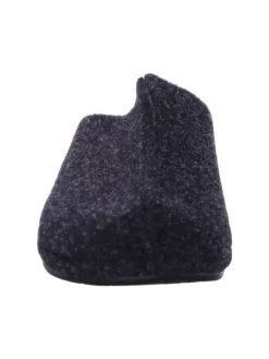 Pantoffel in schwarz><noscript><img width=