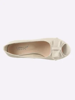 Peeptoe in creme><noscript><img width=