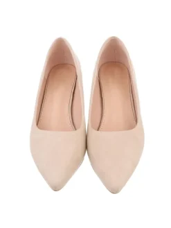 Pump in Beige><noscript><img width=
