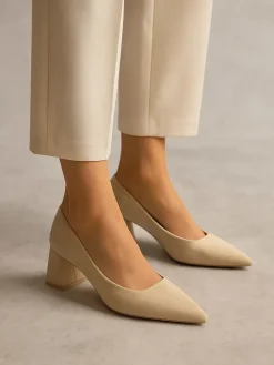 Bellucci Pumps^Pumps in Beige