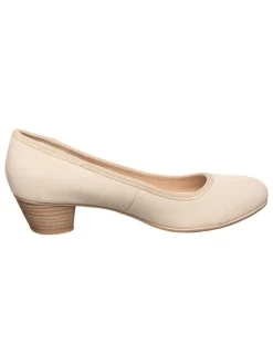 Pumps in Creme>s.Oliver