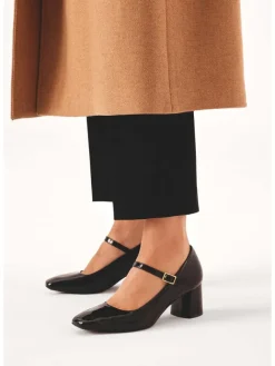 Pumps in Schwarz><noscript><img width=