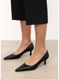 Pumps in Schwarz><noscript><img width=