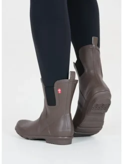 Rubberboots Suburbs in 1080 Iron><noscript><img width=