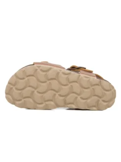 Sandalen in Kupfer><noscript><img width=