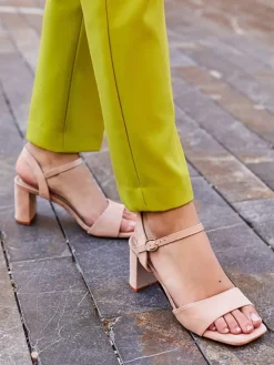 Bellucci Sandalen^Sandaletten in Beige