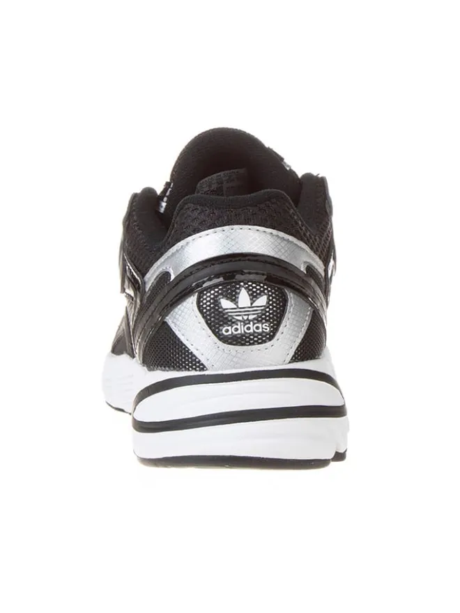 adidas Sneakers^Sneakers "Astir" in Schwarz