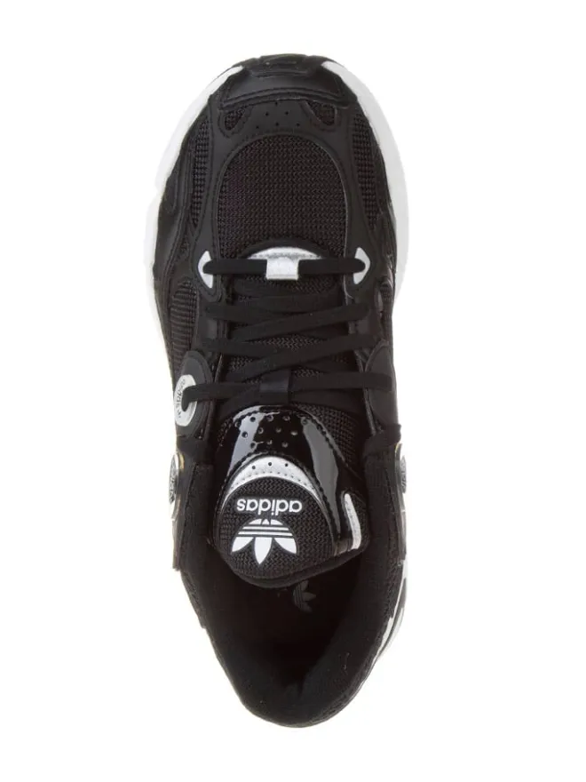 adidas Sneakers^Sneakers "Astir" in Schwarz