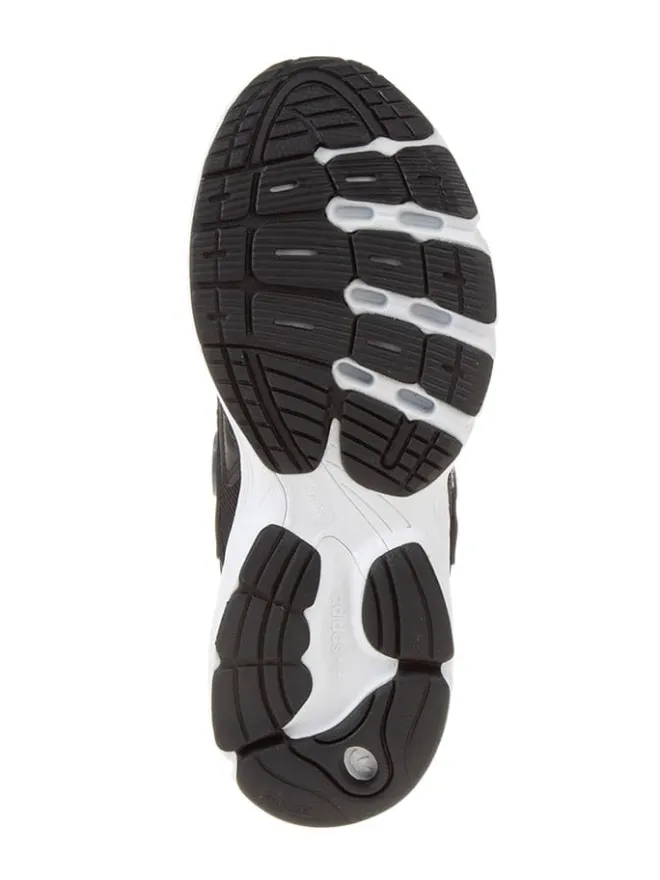 adidas Sneakers^Sneakers "Astir" in Schwarz