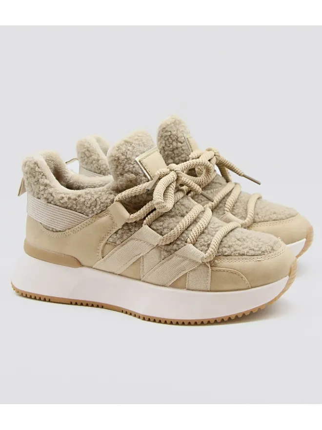 Belucci Sneakers^Sneakers in Beige
