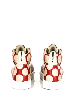 Sneakers in Bunt><noscript><img width=