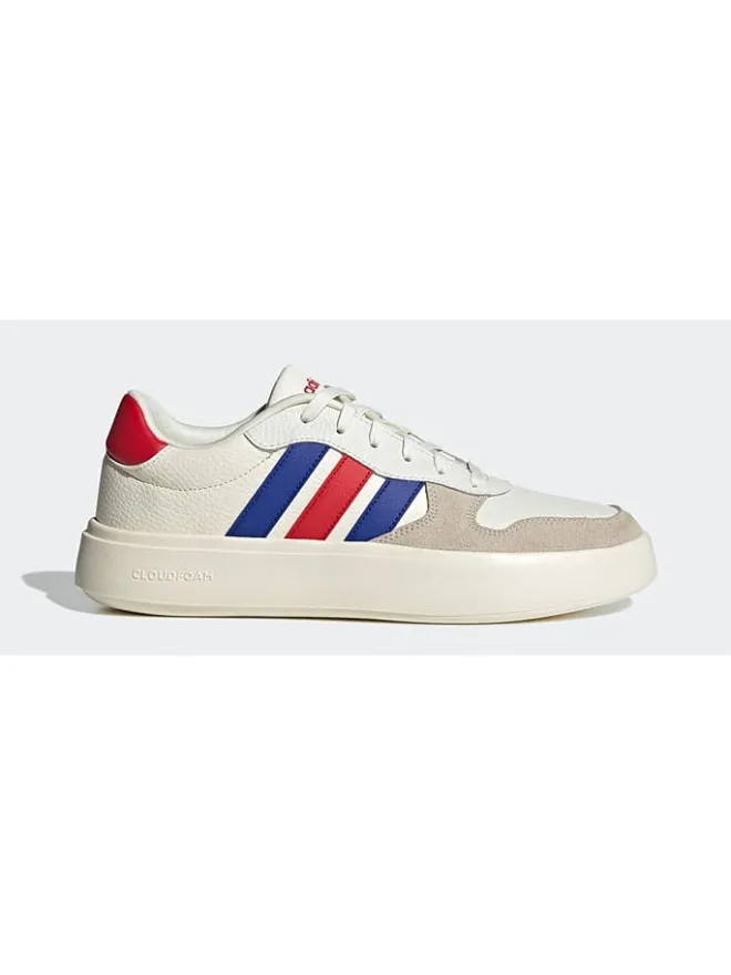Sneakers in Creme>adidas Hot